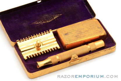1930's Gillette 'NEW' Thin Bar Handle Short Comb DE Safety Razor Set