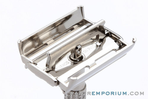 1955 Gillette Flare Tip Super Speed DE Safety Razor Factory Nickel