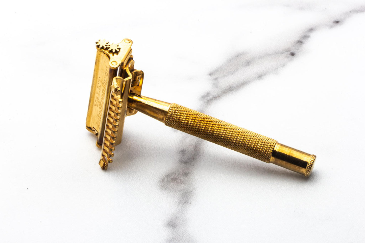 1930's Vintage Valet Auto Strop Set In Gold Travel Case | Original Condition