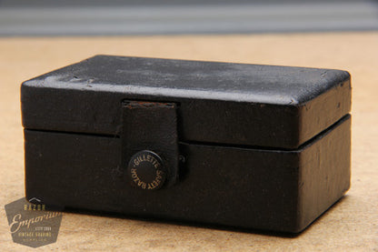 Gillette 1920 Single Ring Old Type Set in Leather Case with Blade Banks