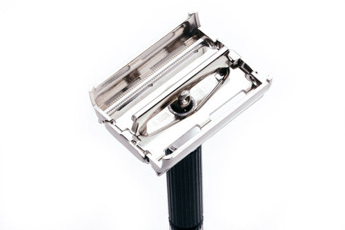 1969 Gillette Black Handle Super Speed Safety Razor + Case