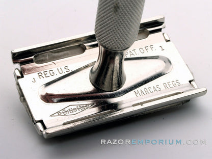 1964 J1 Gillette Ball End Tech 3 Piece Safety Razor |
