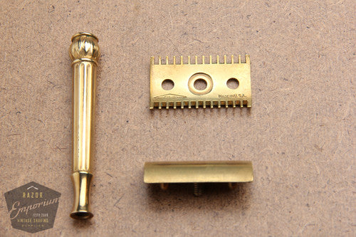 Gillette 1920's Basketweave Pocket Edition - Old Type  (DE) Travel Set