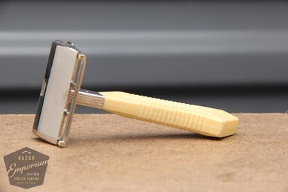 Gem 1940's G-Bar Single Edge Razor w/ Cream Handle - Excellent