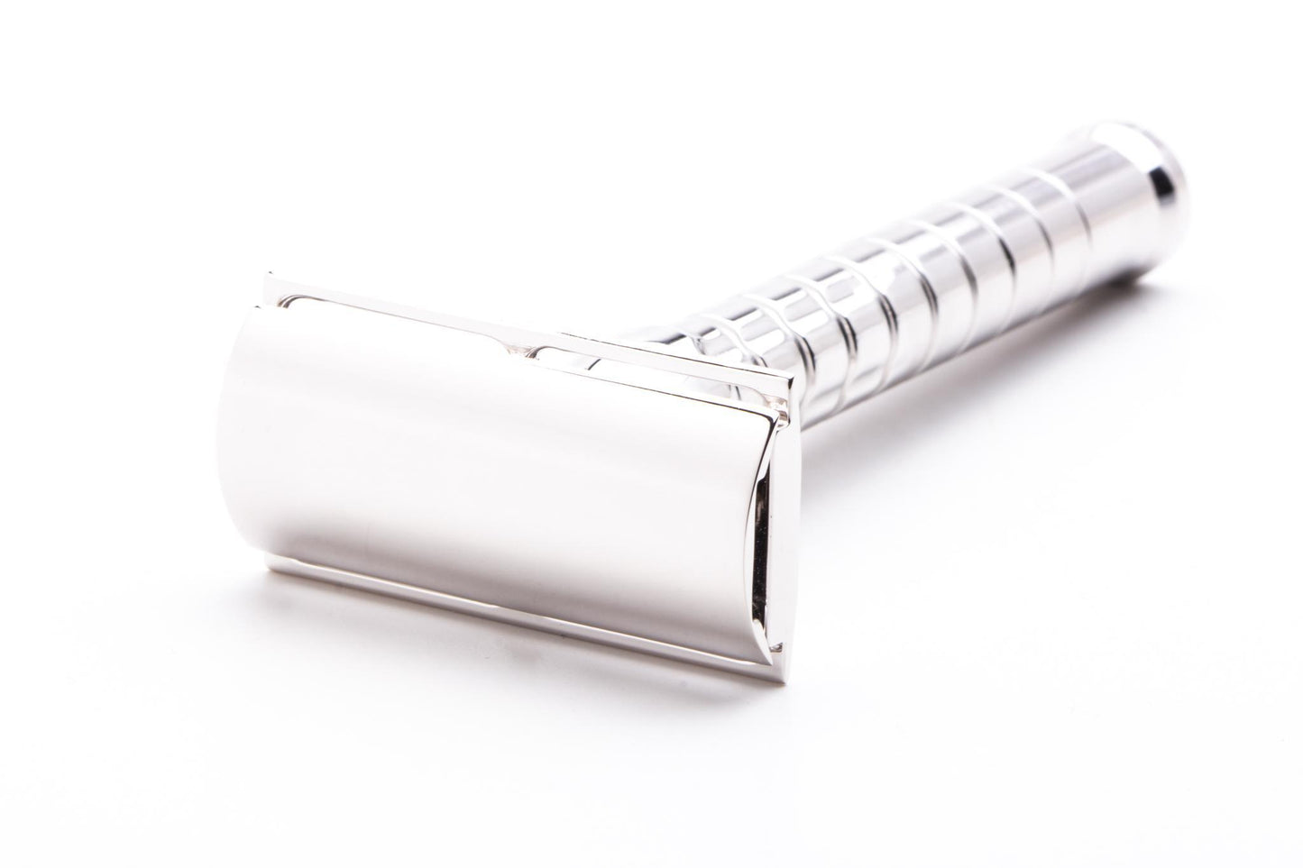 The Goodfellas' Smile | Bayonetta Brass Double Edge Safety Razor | Rhodium Revamp