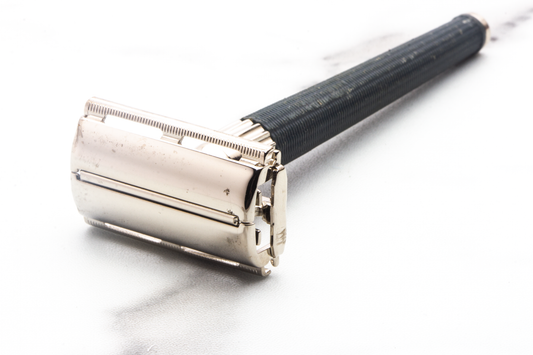1971 R4 Gillette Knack TTO Double Edge Safety Razor  | Original Condition