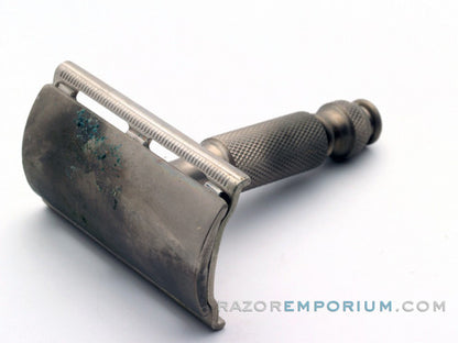 1956 B1 Gillette Tech Travel DE Safety Razor Set
