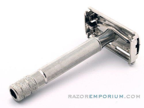 1940's Super Speed Double Edge Safety Razor in Red Case w/ Bladebank