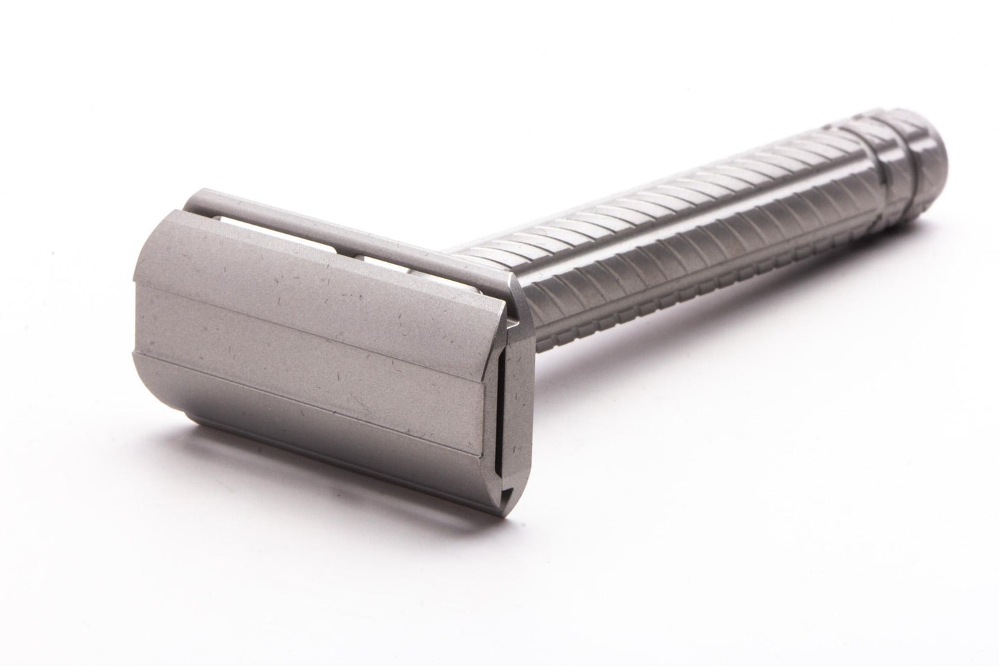 Aylsworth Razors | The APEX Standard Satin Razor