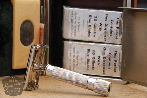 Gillette 1948 Executive DE Safety Razor in Ostrich Leather Case
