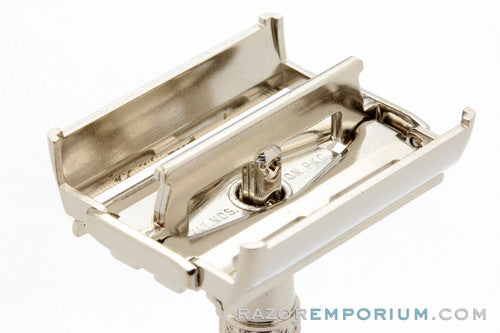 1957 Gillette TV Special Super Speed DE Safety Razor C1