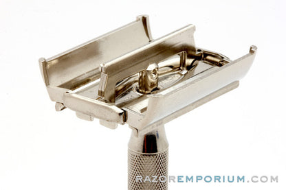 1954 Z4 Gillette TV Super Speed DE Razor Set w/ Original Blue Case & Blades