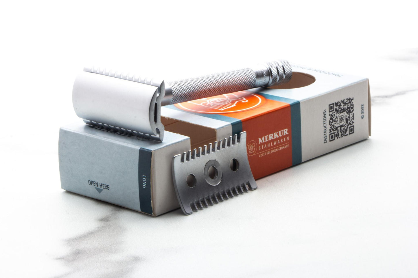 Merkur | 22C Hannemann Open & Closed Comb Double Edge Safety Razor