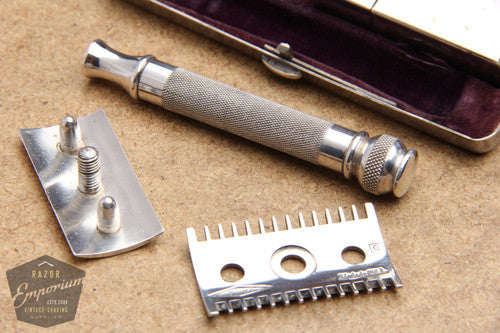 Gillette 1924 Silver Basketweave Pocket Edition - Old Type Open Comb DE Razor Set
