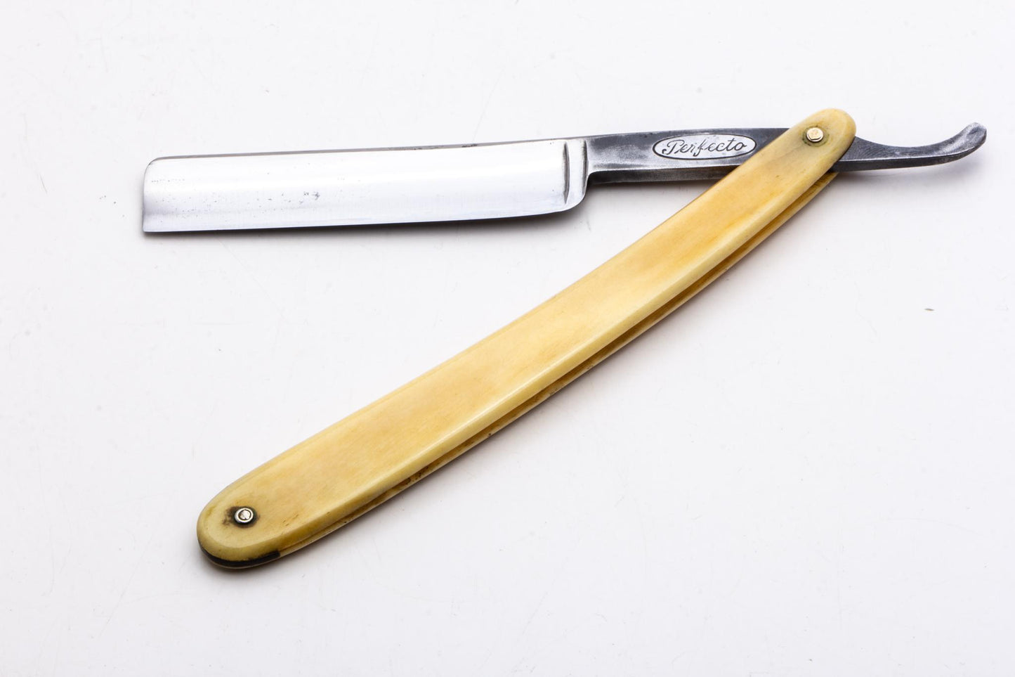 5/8" Peter J Michel's Perfecto Straight Razor