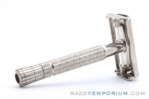 1957 Gillette C1 Flair Tip - Regular Super Speed Safety Razor