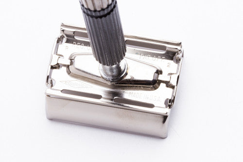 1971 Gillette Black Handle Super Speed Safety Razor R2