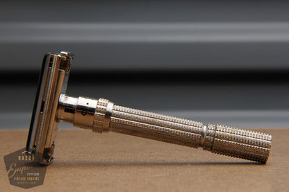 Gillette 1962 Slim Adjustable DE Safety Razor -- H1