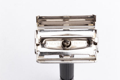 1955 Gillette Black Handle Super Speed Safety Razor W1