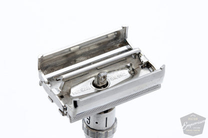1969 Gillette O2 Super Adjustable 109 Safety Razor