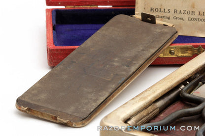 1940's Rolls Razor "Popular" Model Safety Razor in Red Case