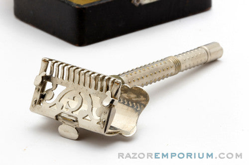 1910's Gem Junior Lather Catcher Model Safety Razor Set