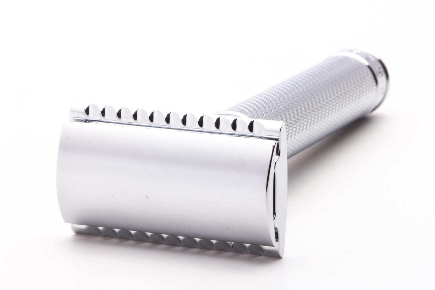 MÜHLE | Closed Comb Stainless Steel Safety Razor