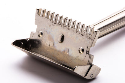 1930's Gem Micromatic Bullet Tip Single Edge Open Comb Safety Razor Set | Original Condition