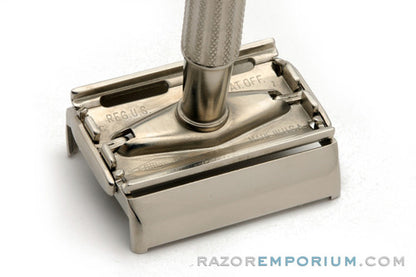 1957 Gillette TV Special Super Speed DE Safety Razor C1