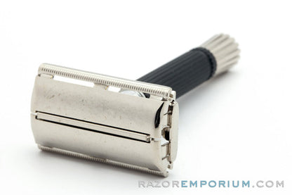 1969 Gillette Black Handle Super Speed Safety Razor O4