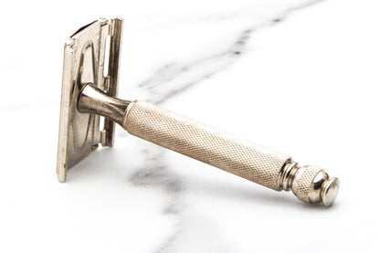 1966 L2 Gillette Ball End Tech Double Edge Safety Razor Set With Original Red Cardboard Box | Original Condition