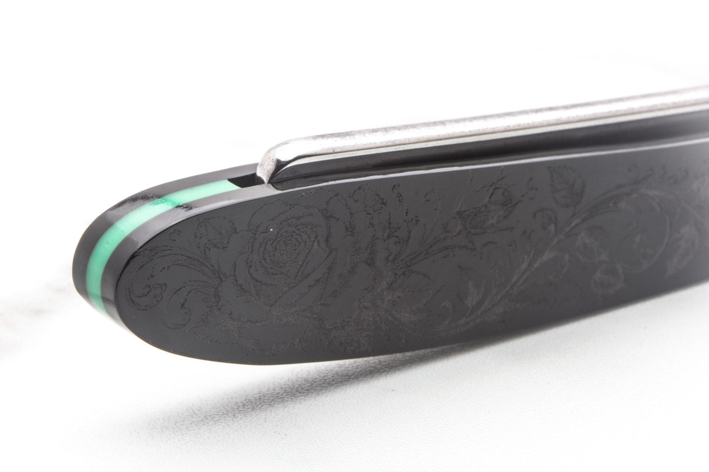 4/8" Vintage Restored Sperry & Alexander Co. Black Beauty Straight Razor With Rose Etched Scales