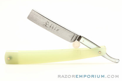 5/8"Marshall Wells Hardware Co. "The Elite" Straight Razor | Germany