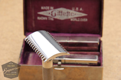 Gillette 1921 Silver Single Ring Old Type Set in Metal Case w/ Blade Banks