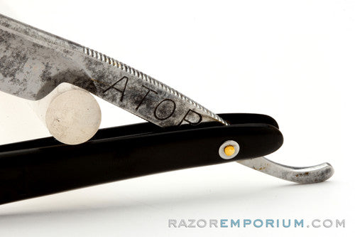 4/8" Ator ERN Straight Razor w/ Case |  Germany