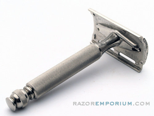 1959 E2 Gillette Ball End Tech DE Safety Razor | Etched Logo