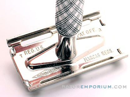 1973 Gillette Travel Tech DE Safety Razor | Marcas Regs