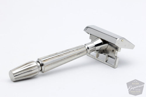 1940's Gem Micromatic Bullet Tip TTO SE Safety Razor