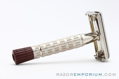 1957 Gillette C1 Red Tip Super Speed Double Edge Safety Razor