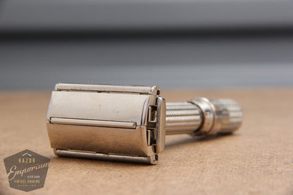 Gillette 1960 $1.95 Adjustable "Bottom-Dial" Fatboy -F4