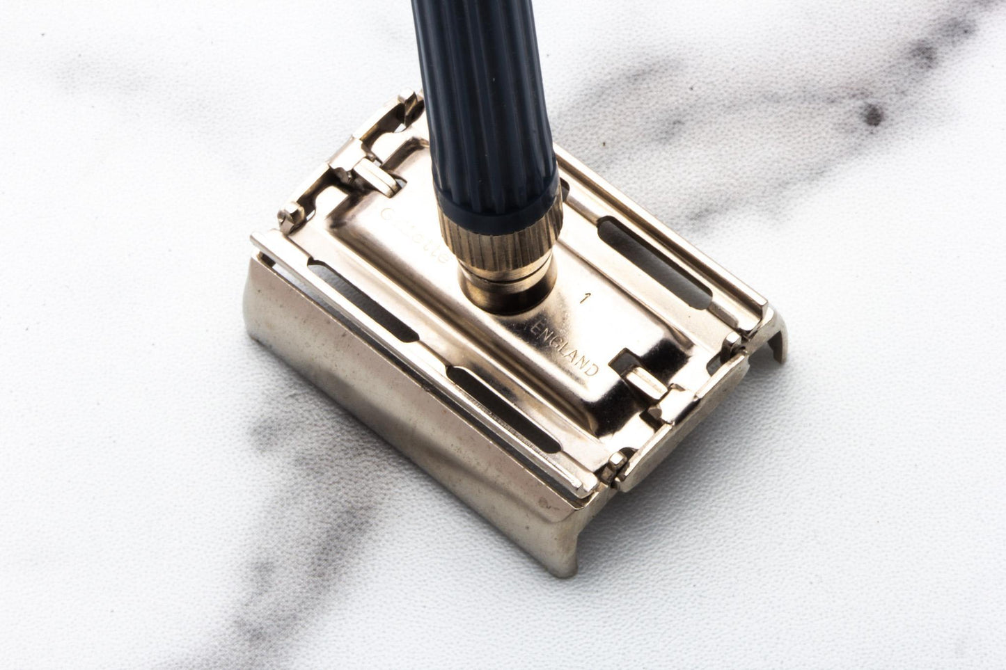 1960  J1 Gillette Slim Twist Double Edge Safety Razor Set | Original Condition