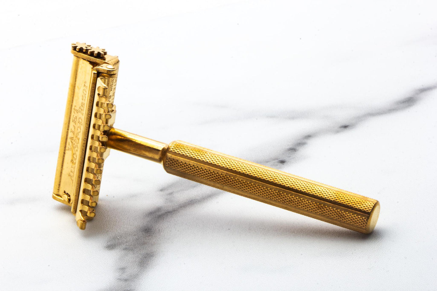 1940's Gold Valet Auto Strop Single Edge Razor Set With Strop | Original Condition