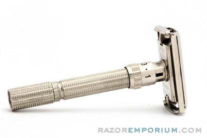 1961 Gillette Slim Adjustable Safety Razor Set G4