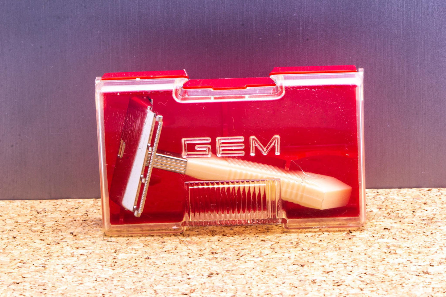 1950's Gem G-Bar Single Edge Razor with Cream Handle in Red Case |Original Condition
