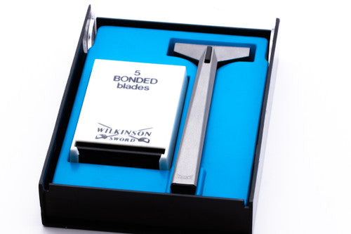 Wilkinson Sword Cartridge Razor w/ Case & Blades