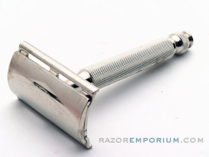 1958 Gillette Ball End Tech DE Razor in Original Red Box w/ Blueblades