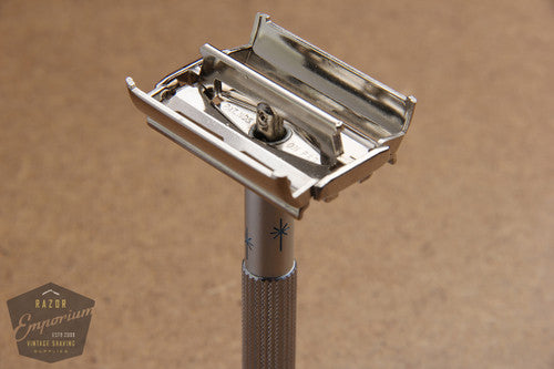 Gillette 1962 Blue Star Lady Gillette DE Safety Razor - H4