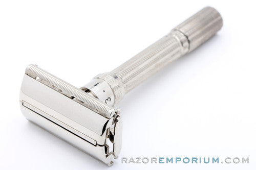 1965 Gillette Slim Adjustable DE Safety Razor w/ Blue Case K3