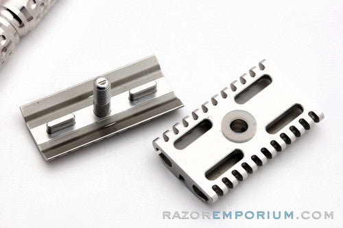 Timeless Razor Open Comb and Dimpled Stainless Steel Safety Razor