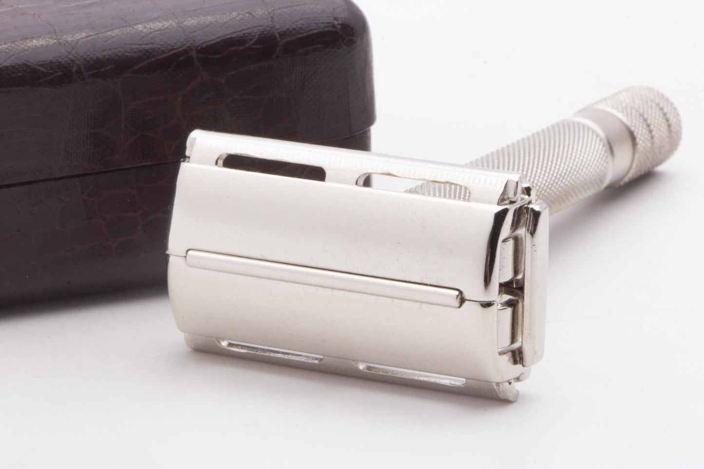 1940-46 Gillette Milord Double Edge Safety Razor Set | Original Condition